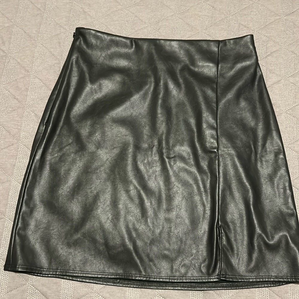 Leather skirt